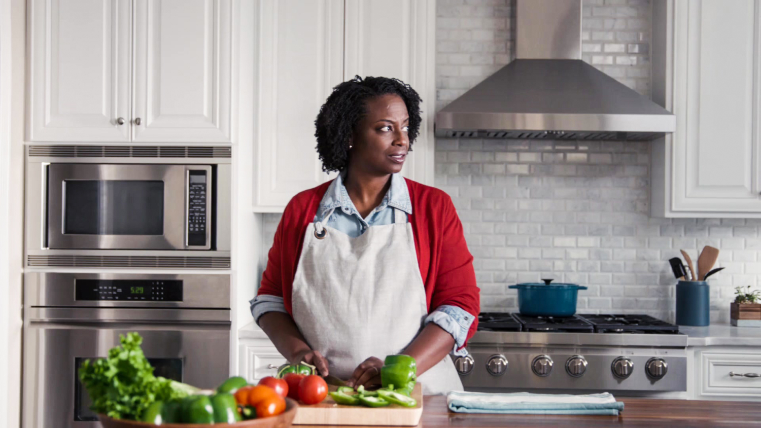 Scoop There It Is Geico Commercial Book Tag Team Today 470.381.8370